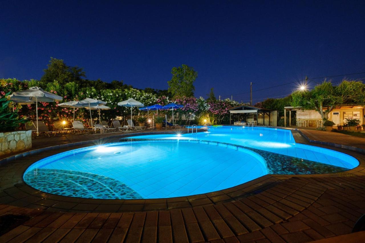 Lefka Apartments Parigoria Exteriör bild